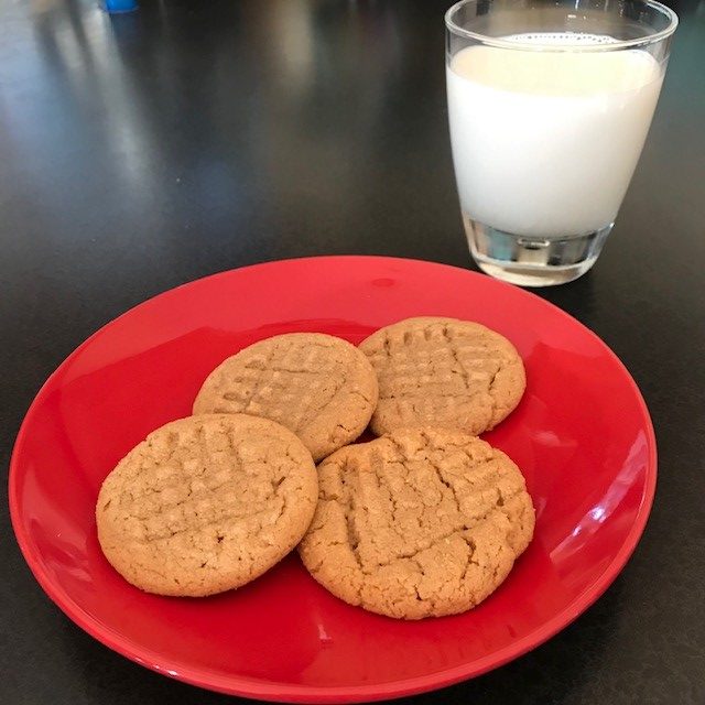 Delicious 3 Ingredient Peanut Butter Cookies - Alzheimer's ...